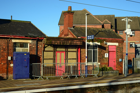 DG408001. Old station buildings. Layton. Blackpool. Lancashire. 13.12.2023.