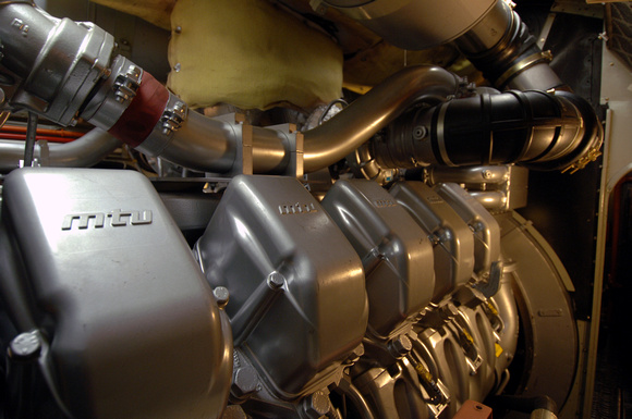 DG03778. First MTU engine inside a FGW HST. 30.6.05.