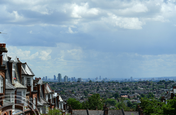 DG324872. Looking across the East End from Muswell Hill. London. 6.6.19.