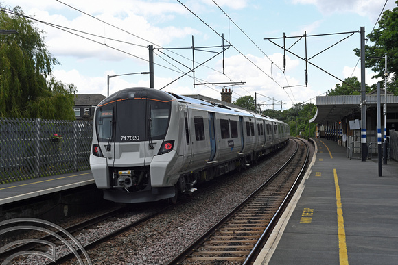 DG324764. 717020. Enfield Chase. 6.6.19.