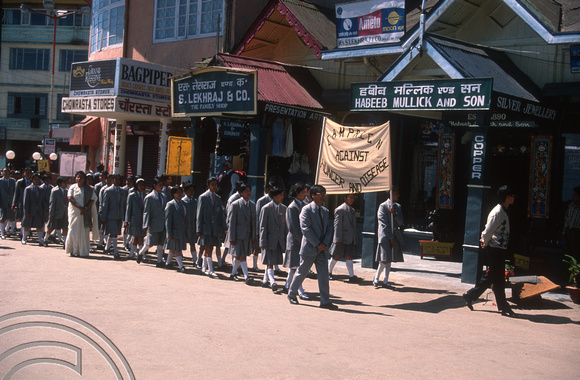 T6901. Schoolchildren protesting about hunger. Darjeeling. West Bengal. India. April.1998.