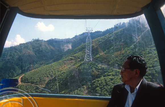 T6899. On the cable car. Darjeeling. West Bengal. India. April.1998.