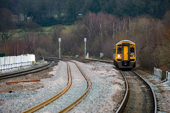 DG408467. Relaid Up Huddersfield line. Mirfield. 4.1.2024.