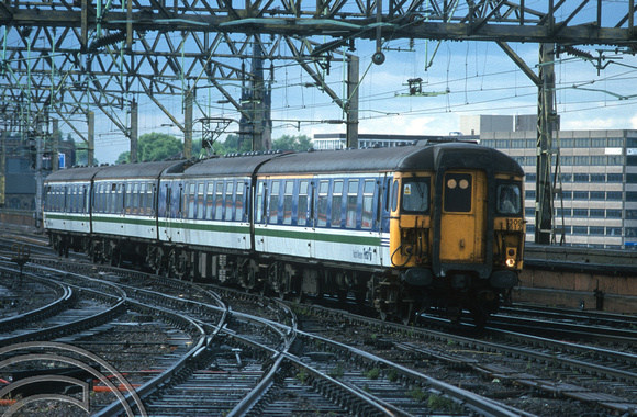07959. 309617. 17.33 to Stoke - on - Trent. Stockport. 25.5.2000
