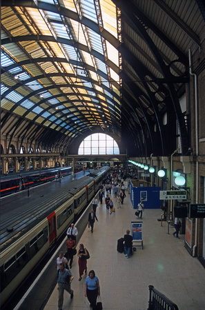 08136. View of the station. Kings Cross.  21.07.2000