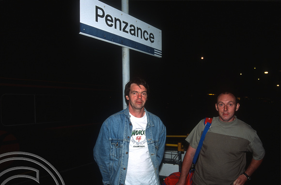 12851. Derek Smith and Ian Simpson at Penzance. 12.08.2003