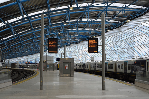 DG410489. Former Eurostar platforms. Waterloo. 20.2.2024.