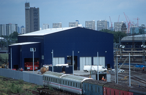 10726. Construction of the new Adelante depot. Old Oak Common. 15.06.2002