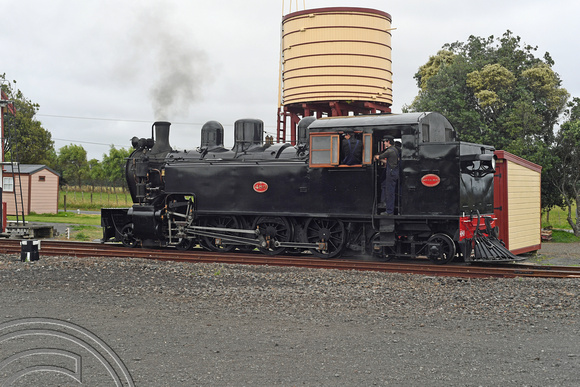 DG318335. 480. Glenbrook Vintage Railway. Glenbrook. North Island. New Zealand. 27.1.19
