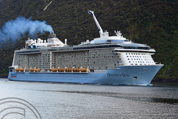 DG317890. Ovation of the Seas. . Milford Sound. South Island. New Zealand. 24.1.19