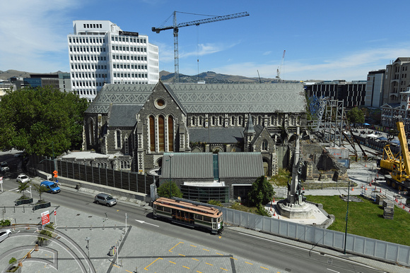 DG316377. Tram 152. Cathedral Square. Christchurch. South Island. New Zealand. 16.1.19