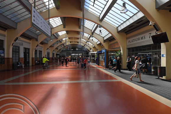 DG315784. Concourse of the railway station. Wellington. New Zealand. 8.1.19