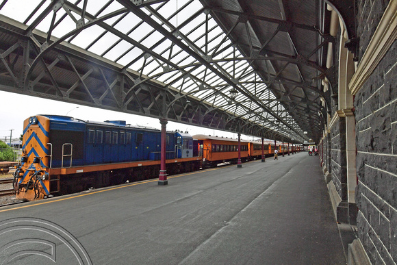 DG317043. DJ1227. Railway station. Dunedin. South Island. New Zealand. 20.1.19