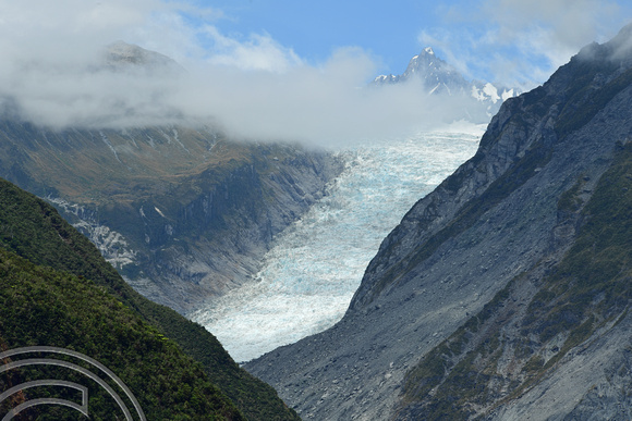DG316921. Fox glacier. South Island. New Zealand. 18.1.19