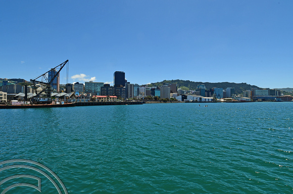 DG315669. View of the city and harbour. Wellington. North Island. New Zealand. 8.1.19