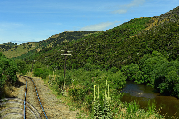 DG317275. Taieri Gorge railway. South Island. New Zealand. 22.1.19