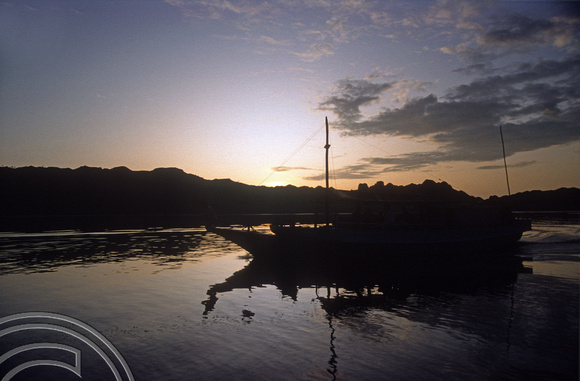 T04020. Dawn over the island. Komodo. Indonesia. 2nd September 1992