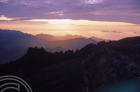 T04084. Dawn over Mount Kelimutu. Moni. Flores. Indonesia. 10th September 1992