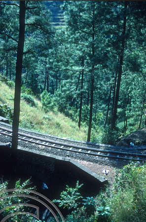 T02920. Looping track seen from the Shimla - Kalka train. Himachal Pradesh. India. 22nd October 1991