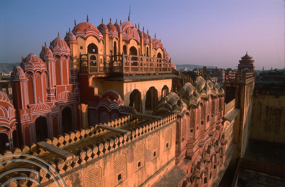 T02960. The Hawa Mahal. Jaipur. Rajasthan. India. 27th October 1991