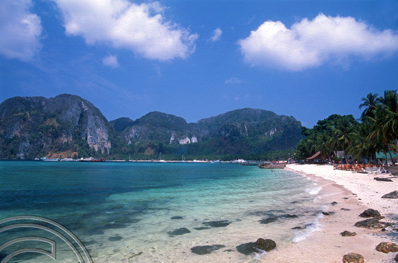 T03429. Beach on the island. Ko Phi Phi. Thailand.  20th April 1992