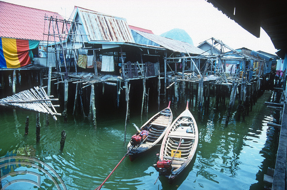 T03474. Muslim stilt village. Ko Phangnan. Thailand.  28th April 1992