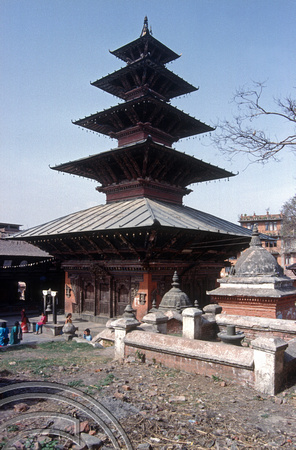 T03284. Temple in Durbar Square. Patan. Kathmandu Valley. Nepal. 12th March 1992