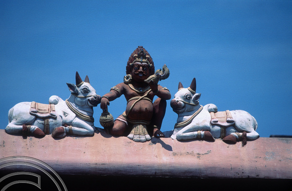 T03493. Statues on a Hindu temple. Penang Hill. Georgetown. Penang island. Malaysia. 4th May 1992