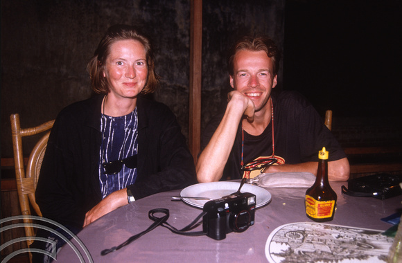 T03672. Laura and Tony. Lake Maninjau. West Sumatra. Indonesia.  8th June 1992