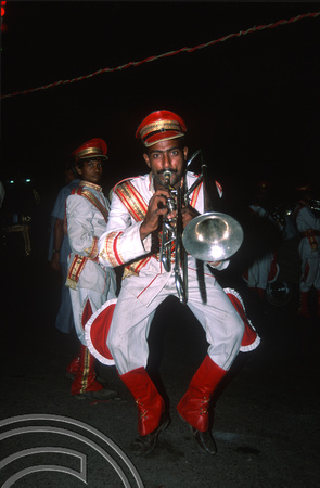 T02881. Indian wedding procession. Bandsmen. Paharganj. Delhi. India. 16th October 1991