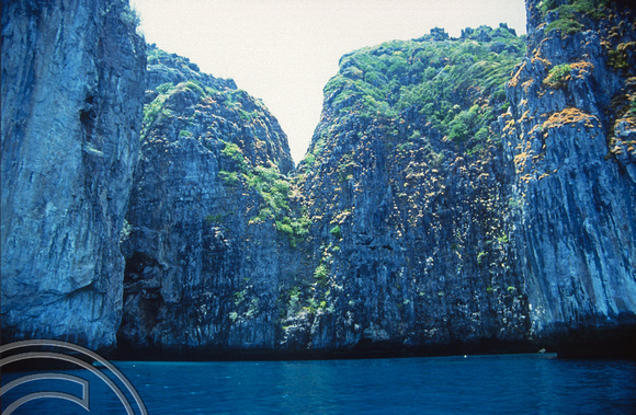 T03450. Island seen from a boat. Ko Phi Phi. Thailand.  25th April 1992