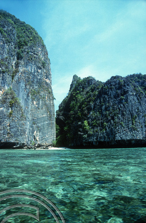 T03443. Island seen from a boat. Ko Phi Phi. Thailand.  25th April 1992