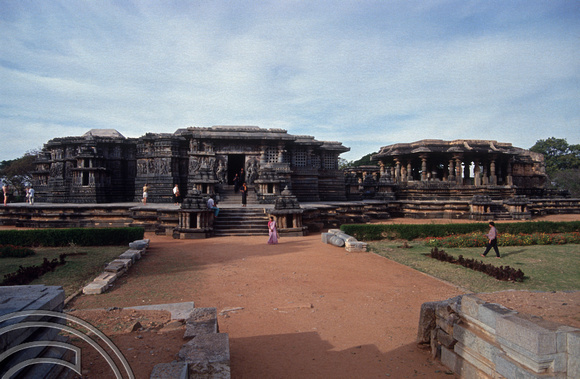 T03123. Hoysaleswara temple. Halebid. Karnataka. India. December 1991