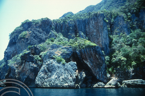 T03454. Island seen from a boat. Ko Phi Phi. Thailand.  25th April 1992