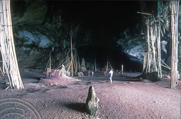T03438. Inside birds nest caves. Ko Phi Phi. Thailand.  25th April 1992