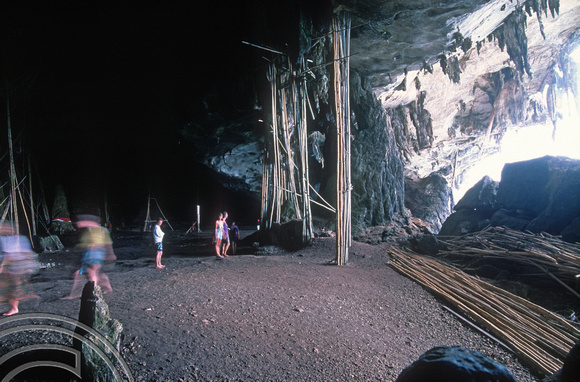 T03440. Inside birds nest caves. Ko Phi Phi. Thailand.  25th April 1992
