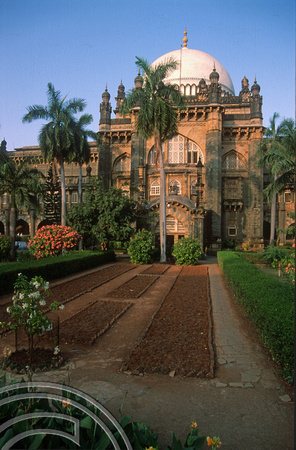 T03060. The Prince of Wales museum. Mumbai. Maharastra. India. December 1991
