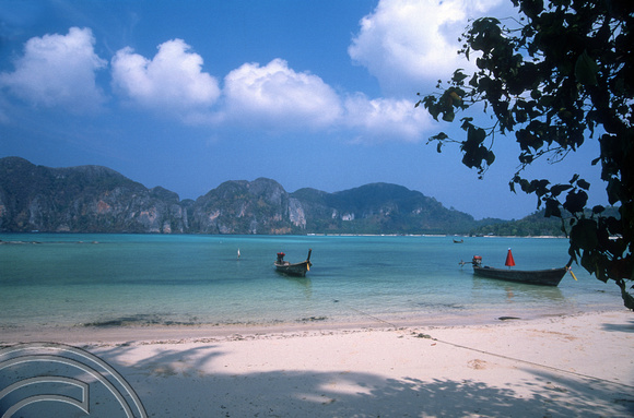 T03427. Beach on the island. Ko Phi Phi. Thailand.  April 1992