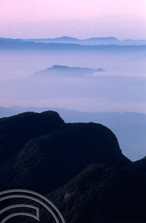 T03195. Sunrise seen from Adam's Peak. Sri Lanka. February 1992.