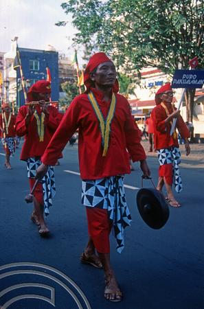 T3923. Parade. Yogjakarta. Java. Indonesia. 4th July 1992. jpg