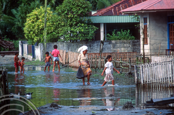 T03732. Floods after a storm. Maura Siberut. Mentawai Islands. Indonesia.  16th June 1992