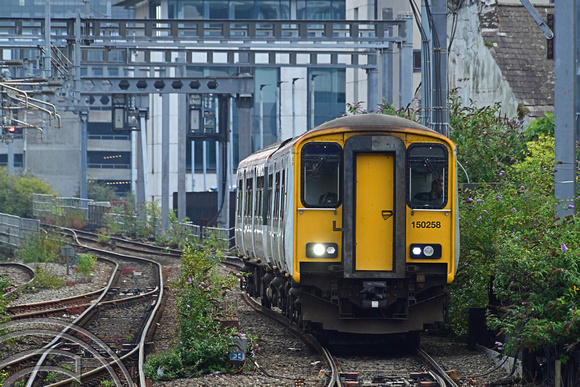 DG423687. 150258. Cardiff Central. 1.8.1024.