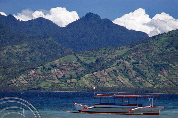 T4846. Looking across to Lombok. Gili Trawangan. Lombok. Indonesia. December. 1994