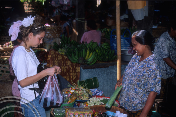 T4934. Amalia in the food market. Ubud. Bali. Indonesia. December. 1994