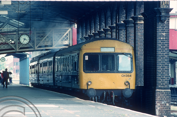 01121. CH354  51800. 59302. 53198. 15.35 to Wolverhampton. Chester. 26.05.1990