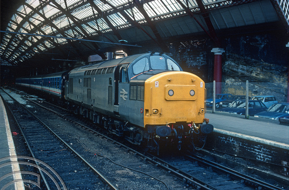 01125. 37162. Cardiff service. Liverpool Lime St. 26.05.1990