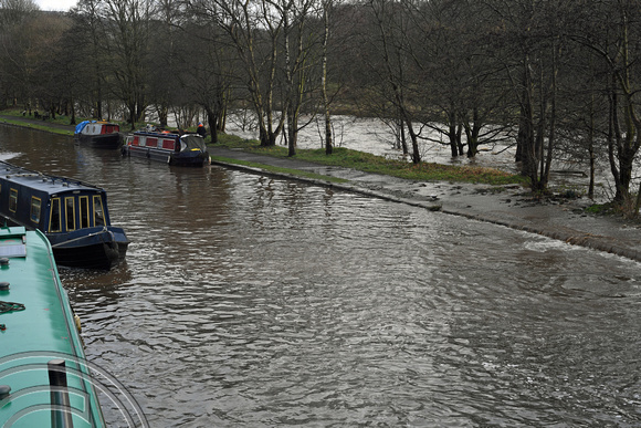 DG339575. Sowerby Bridge floods. 9.2.2020.