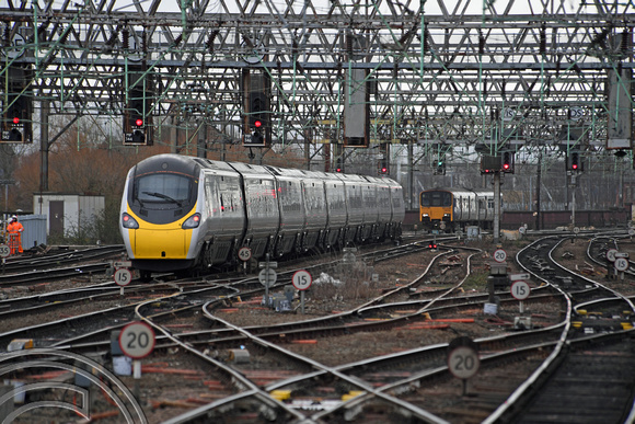 DG339917. 390042. Manchester Piccadilly. 17.2.20.