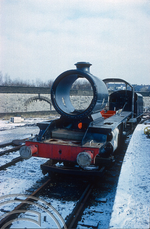 01700. Stripped down steam loco. Buxton. 05.02.1991