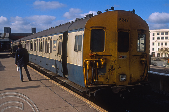 01797. 5243. 13.10 to Charing Cross via Bexley. Dartford. 17. 02.1991